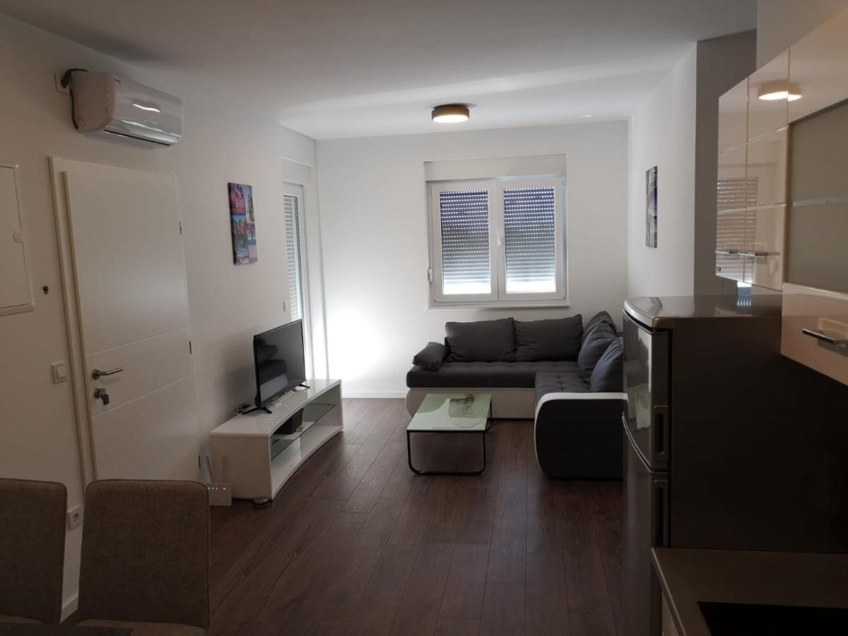 Ferienwohnung Navis Supetarska Draga Exterior foto